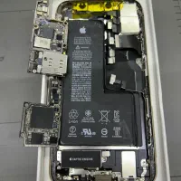 برد و قطعات ایفون Xs