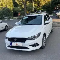 تارا در حد مدل ۴۰۳ پلاس