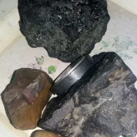 شهاب سنگ و سنگ قیمتی