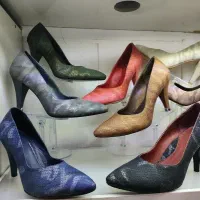 کفش پاشنه دار