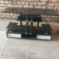میز تلوزیون در حد نو