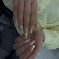 کاشت ناخن با قیمت ویژه