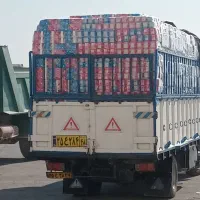 ماشین حمل اثاثیه منزل و حمل باراداری وشرکتی