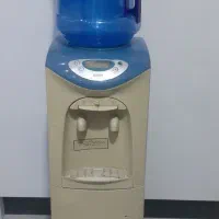 آب سردکن یخچال دار