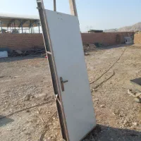 در سالم