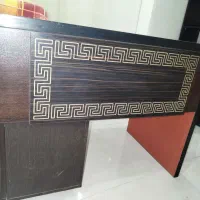 میز تحریر سالم و نو بدون خراشیدگی