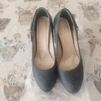 کفش زنانه سایز 39 کوچک