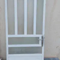 درب و پنجره آهنی