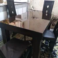 میز غذا خوری ۴ نفره کار کرده