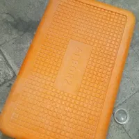 یخدان مسافرتی ۲۰ لینری