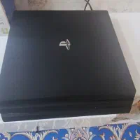PS4pro اکانتی در حد نوبا یه دسته اصلی