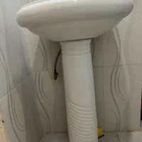 روشویی پایه دار