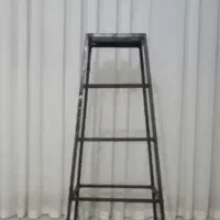 چهارپایه چارپایه چهار