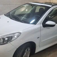 ۲۰۷ اتوماتیک سقف شیشه