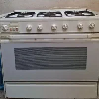 خریدار و فروشنده اجاق گاز خراب کاملی