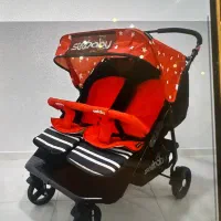 کالسکه دو قلو بغل هم