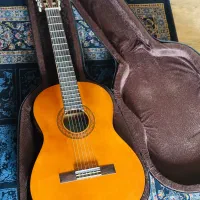 گیتار یاماها c40