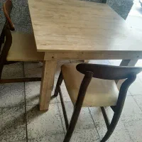 میز وصندلی چوبی