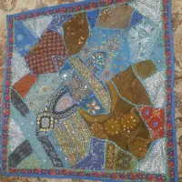رومیزی هندی کار دست سنگ دوزی و منجوق دوزی
