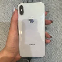 ایفون XS