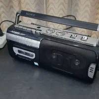 ررادیو ضبط سونی در حد آکبند سالم