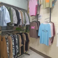 شومیز وتیشرت قیمت مناسب