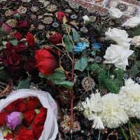 گل  مصنوعی متنوع