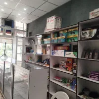 ویترین مغازه
