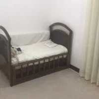تخت کودک تمام چوب و حصیر سایز ۱۳۰ در ۸۰ با تشک