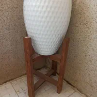 گلدان با پایه