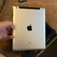 آیپد 4 سیم‌کارت‌خور A1460 + کیبورد