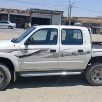 تویوتا هایلوکس