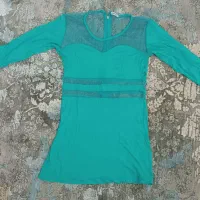 تعدادی لباس مجلسی مانتو و پالتو