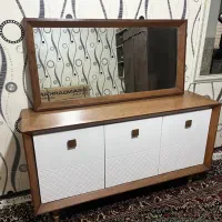 کنسول چوبی با آیینه
