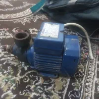 یک عددپمب اب اصل نیم اسب