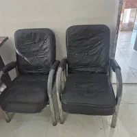 صندلی اداری  و میز منشی مدیریت  و کتابخانه