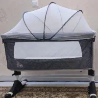 تخت کنار مادر زویه