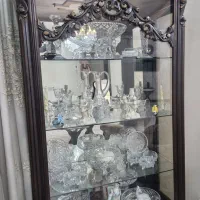 کمد سلطنتی تک
