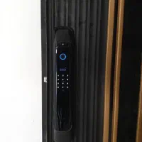 دستگیره دیجیتال تشخیص چهره و اثر انگشت هوشمند
