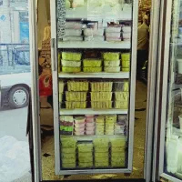 شیر سردکن ، یخچال فروشگاهی