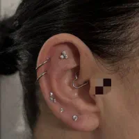 مدل برای پیرسینگ