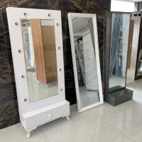 آینه قدی با کنسول جای لامپ (چراغ خور)