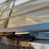 درب حال دو لنگه تمیز  با چهار چوب