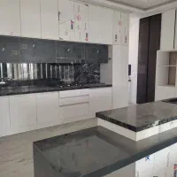 آپارتمان/۱۰۸متری/سنددار نوساز/ پارکینگ /ساسانی