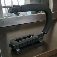 لرزشگیر دستی دوربین