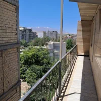 آپارتمان اول  گل مینا