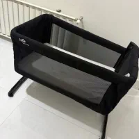 تخت کنار مادر  از برند جویی