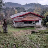 فروش خانه  محوطه۱۰۰۰متری سنددار ویلایی