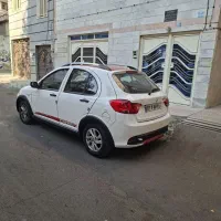 کوییک سفید R مدل ۱۴۰۱.بیرنگ