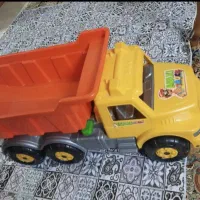 کامیون اسباب بازی